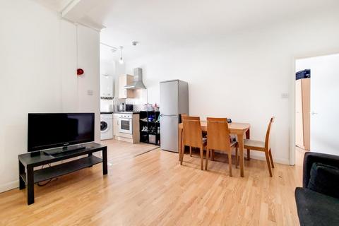 2 bedroom duplex to rent, Westbury Avenue, London