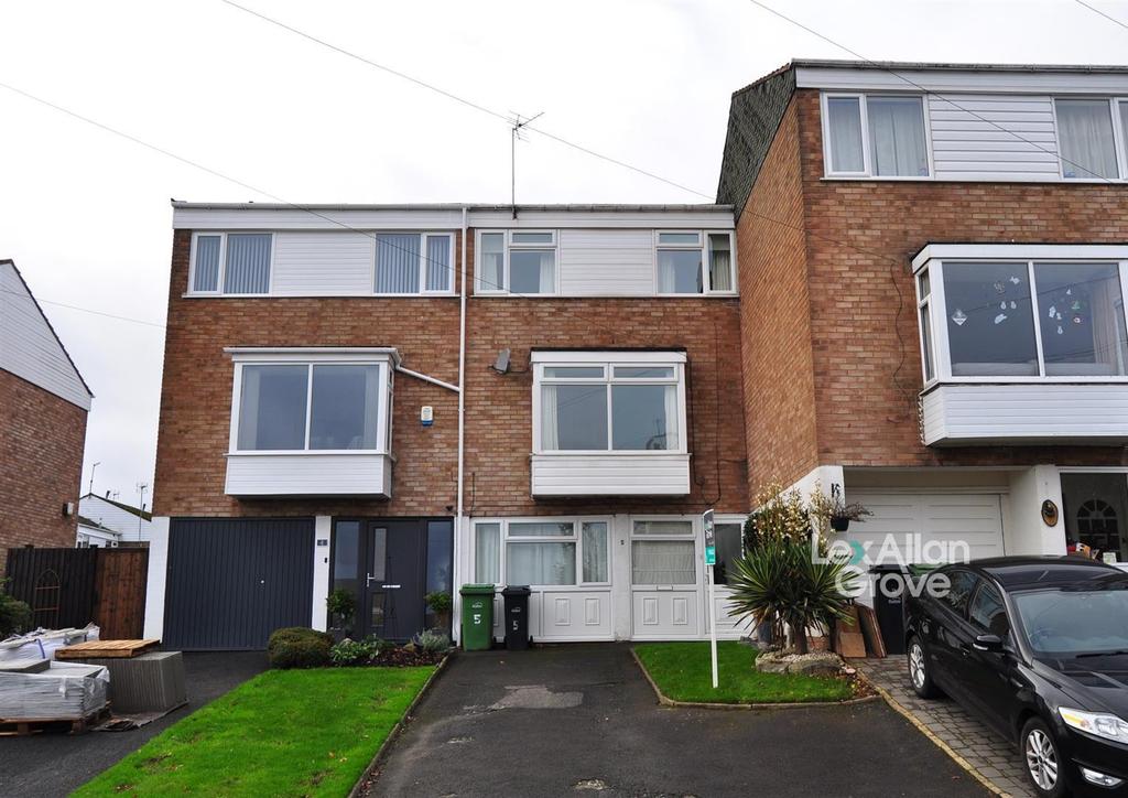 LAG Rochford Close2.jpg
