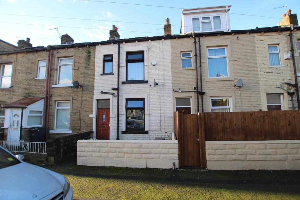 Falmouth Avenue, Otley Road, BD3 3 bed terraced house £75,000