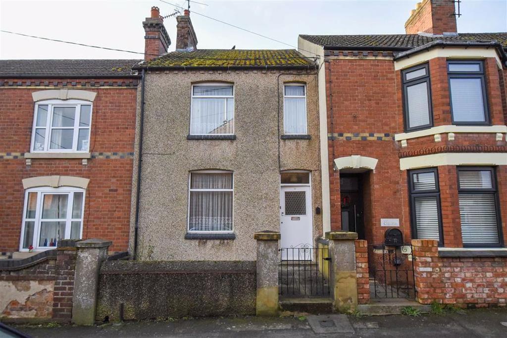 North Road, Earls Barton 2 bed terraced house £174,995