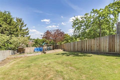 58 King Edward Road, Barnet, EN5 5AU