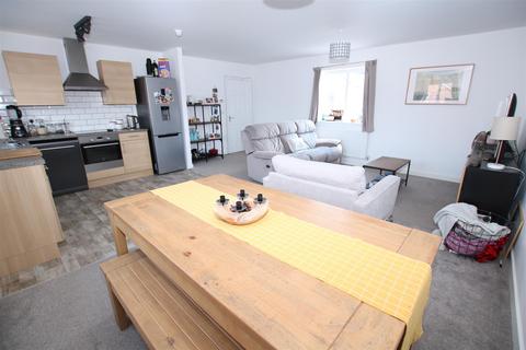 3 Beech Road, Cranbrook, Exeter, EX5 7FU