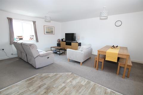 3 Beech Road, Cranbrook, Exeter, EX5 7FU