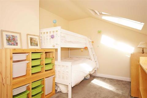 16, Castle Mills Waterside, Knaresborough, HG5 8DE