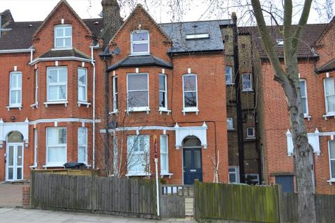 2 bedroom flat to rent, Knights Hill, West Norwood, London, SE27