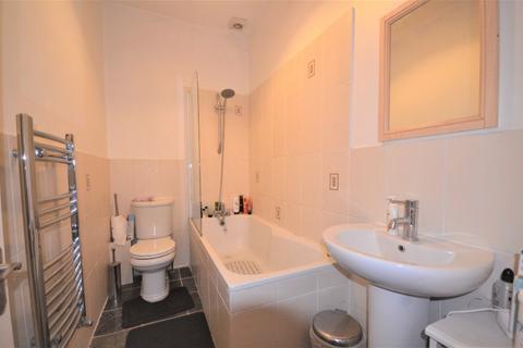 2 bedroom flat to rent, Knights Hill, West Norwood, London, SE27