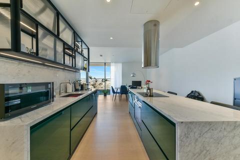 2 bedroom apartment for sale, Wardian, Bagshaw Building, London, E14