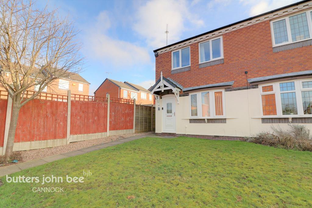 Holt Crescent, Cannock 2 bed semidetached house £160,000