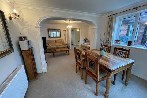15 Damson Dell, Little Billing, Northampton, NN3 9AJ