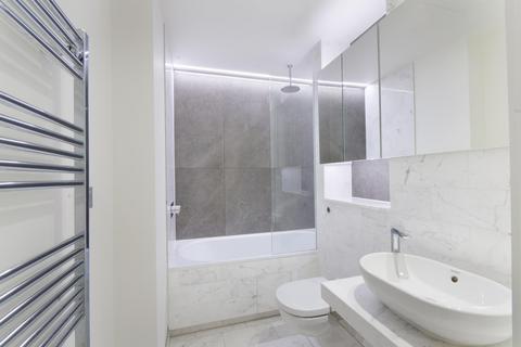 1 bedroom flat for sale, Charrington Tower, New Providence Wharf, London, E14