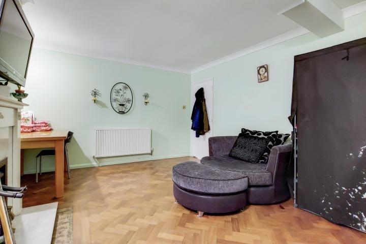 Photo 6 jpg