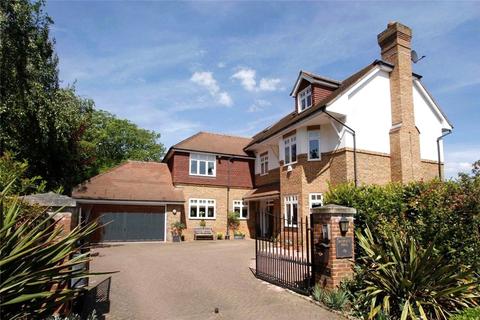 49 Bathgate Road, London, SW19 5PW
