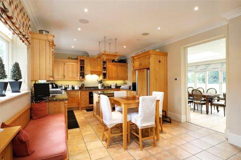 49 Bathgate Road, London, SW19 5PW