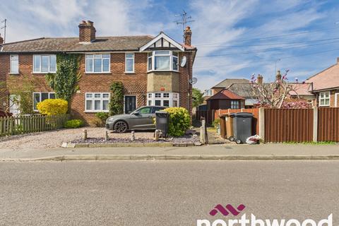 3 bedroom maisonette to rent, Coval Lane, Chelmsford, CM1