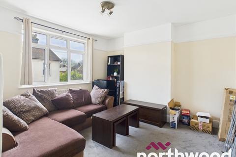 3 bedroom maisonette to rent, Coval Lane, Chelmsford, CM1