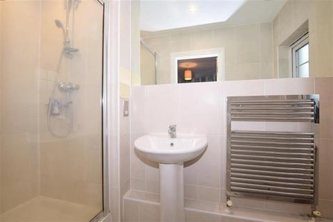 2 Gemmell Close, Purley, CR8 4HP