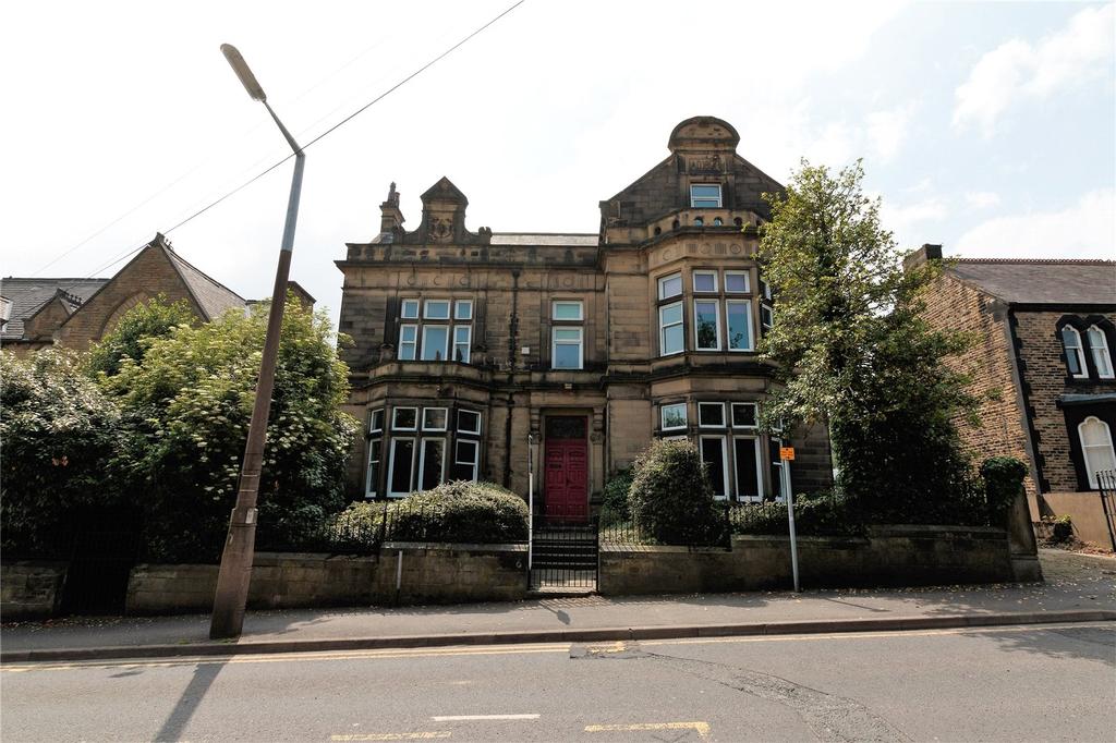 Victoria Road, Barnsley, South... 6 bed detached house £565,000