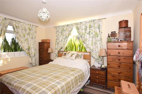 1 Grasmere Grove, Rochester, ME2 4PN