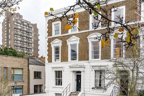 7 Richborne Terrace, London, SW8 1AS