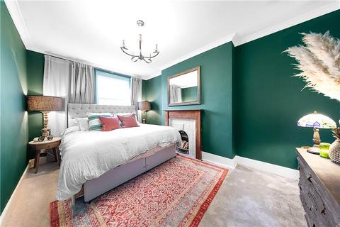 7 Richborne Terrace, London, SW8 1AS