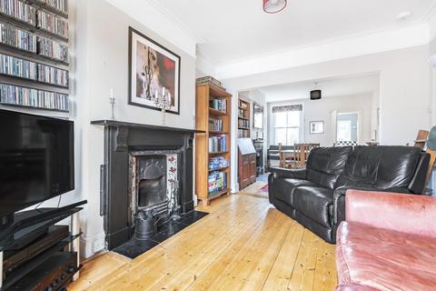 13 Agraria Road, Guildford, GU2 4LE