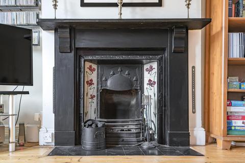 13 Agraria Road, Guildford, GU2 4LE