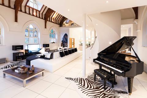 33 Buxton Road, Chingford, London, E4 7DP