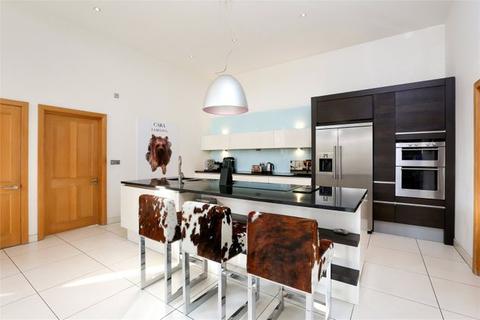 33 Buxton Road, Chingford, London, E4 7DP