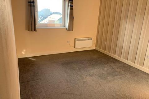 2 bedroom apartment to rent, Woking,  Surrey,  GU21