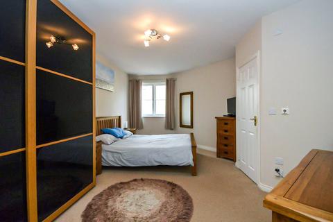 8, Springwater House, 8 Swan Close, Swindon, SN3 4QB