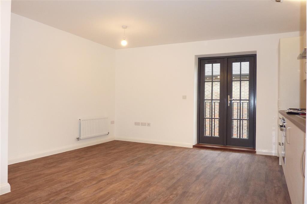 Three Fields Road, Tenterden, Kent 1 bed coach house £69,000