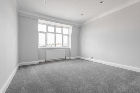 12, Norman Court Upper Sunbury Road, Hampton, TW12 2DN