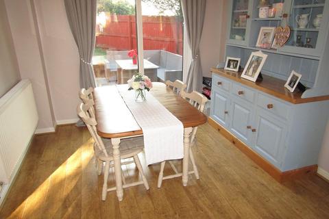8 Heol Brithdir, Birchgrove, Swansea, SA7 9PZ