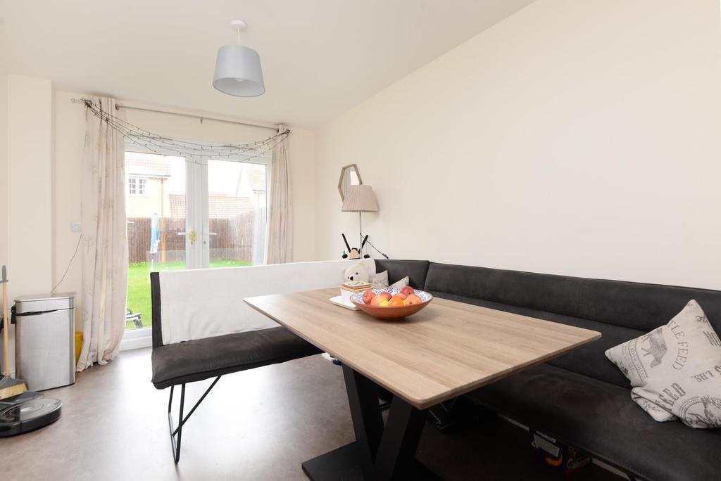 Kitchen/Breakfast Ro