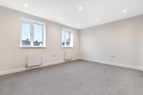 Laureldene Back Lane, Elstead, Godalming, GU8 6HB