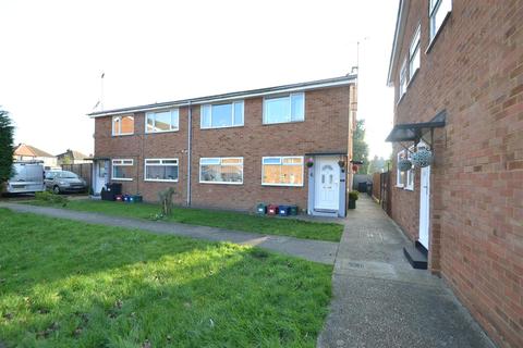 16 Peninsular Close, Feltham, TW14 9SS