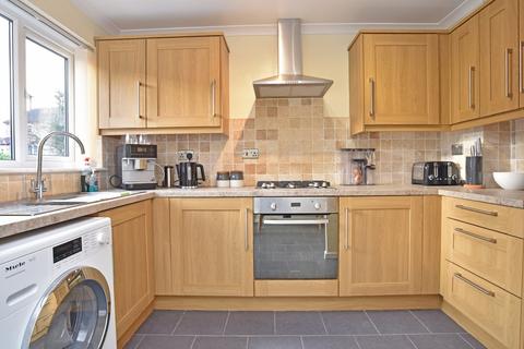 42 Yarrow Drive, Harrogate, HG3 2XD
