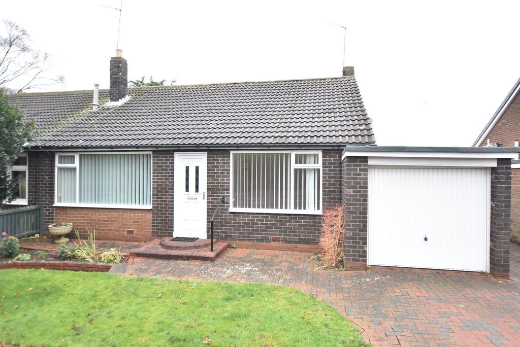 Lyndon Close, East Boldon 3 bed semidetached bungalow £214,950