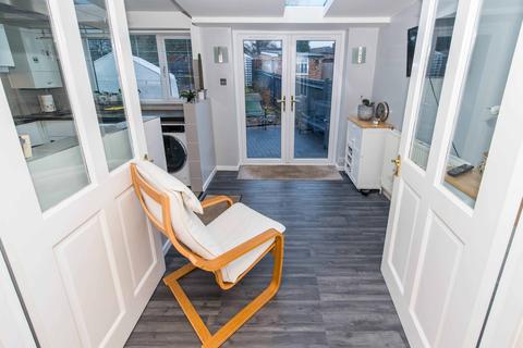 57 Stanley Square, Carshalton, SM5 4LX