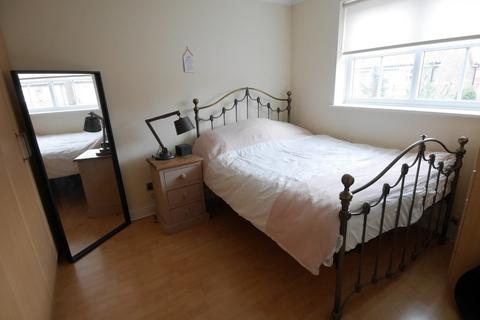 9 Riverside Gardens, Elvington, York, YO41 4DT