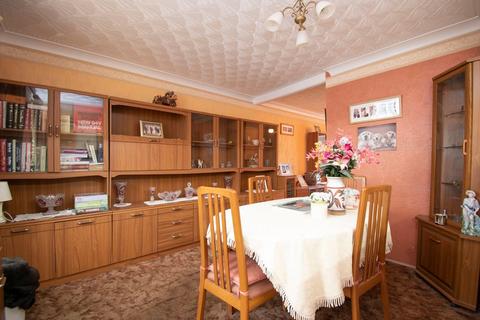 5 Dovedale, Stevenage, SG2 9EJ