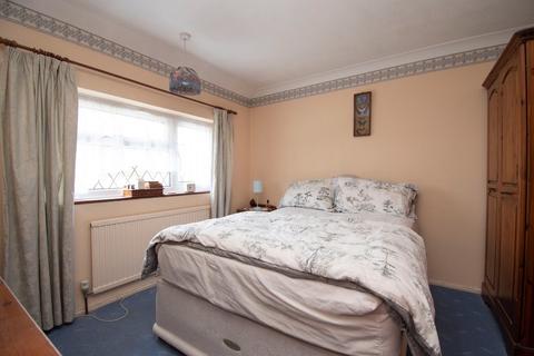 5 Dovedale, Stevenage, SG2 9EJ