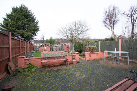 5 Dovedale, Stevenage, SG2 9EJ