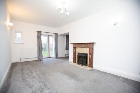 undefined, Hall Gardens, Witherley, Nr Atherstone
