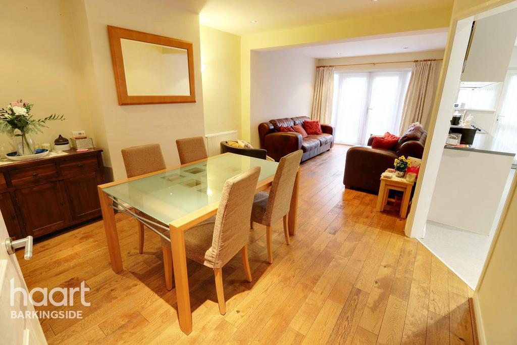 Ewellhurst Road, Clayhall 4 bed bungalow £550,000