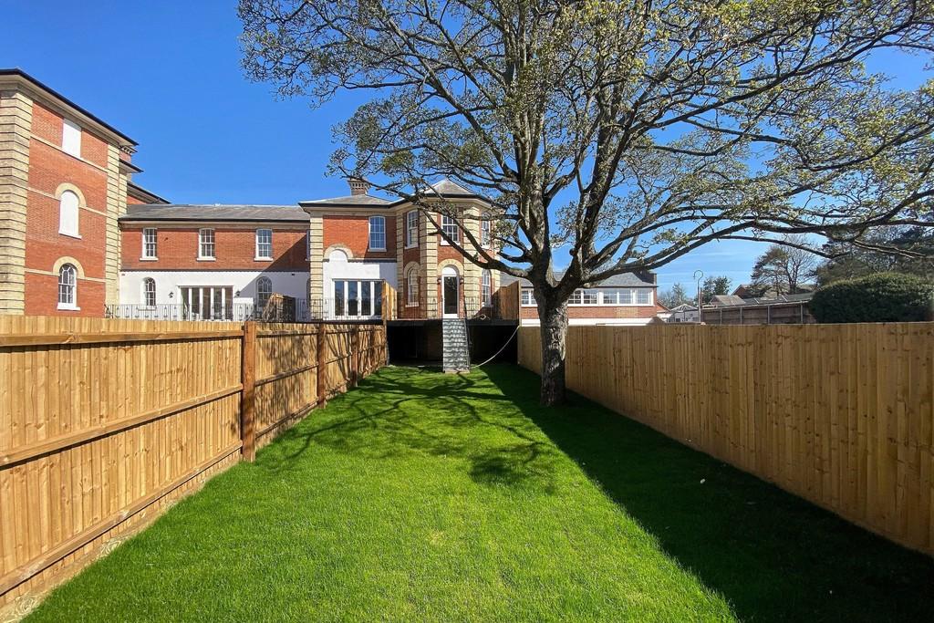 Ribbans Park Road, Ipswich IP3 8XH 3 bed townhouse £495,000