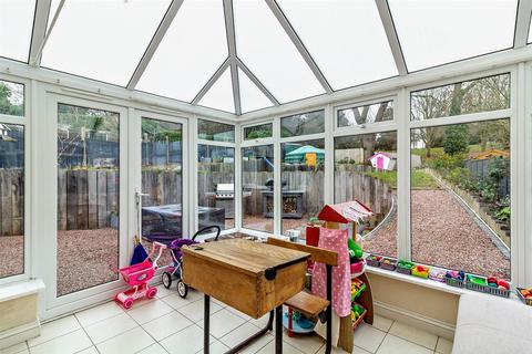 18 Audley Crescent, Hereford, HR1 1BW