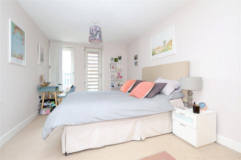 2 bedroom flat to rent, Dalston Square, London E8