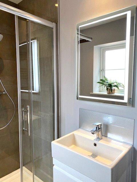 Master En-Suite