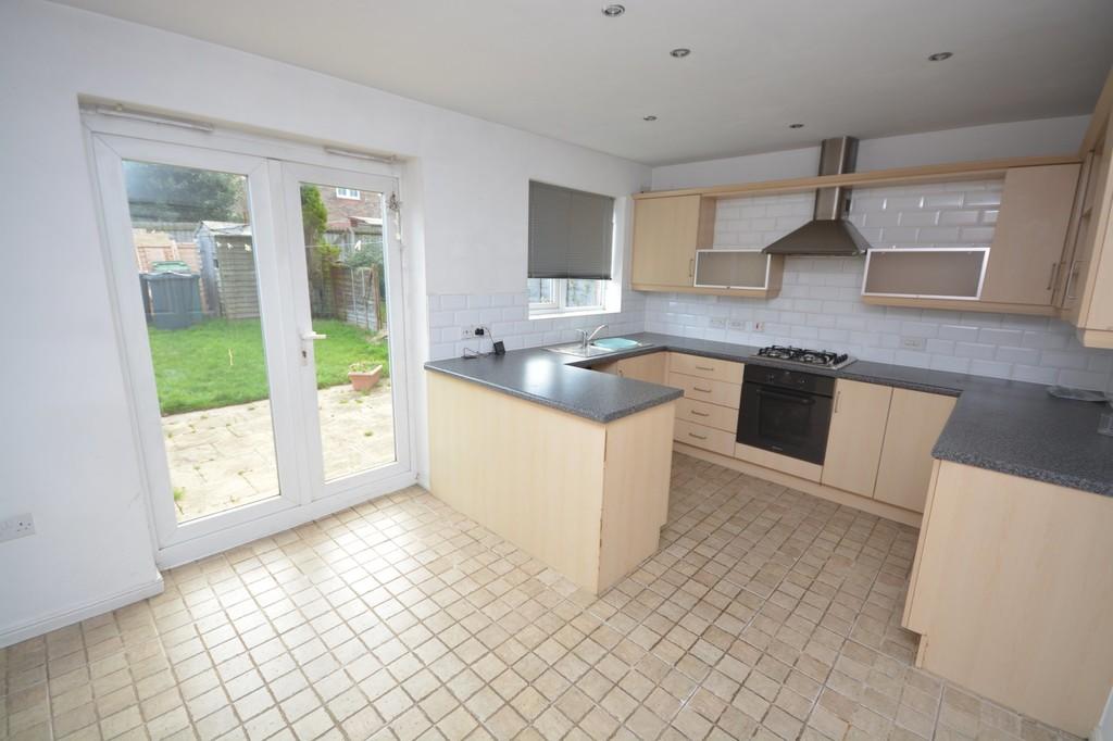 Hatters Court, Bedworth 3 bed terraced house £795 pcm (£183 pw)
